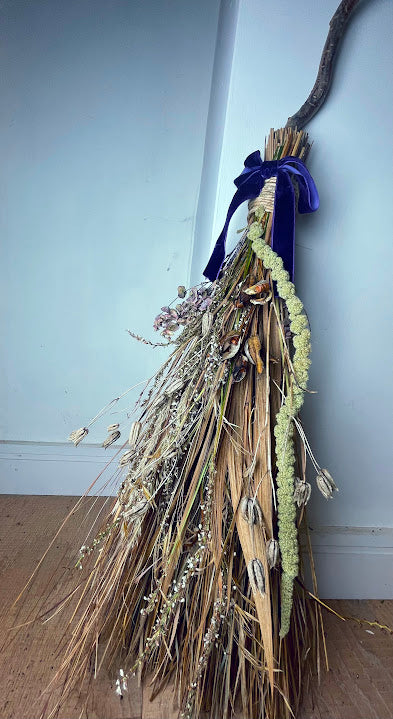 Witch's dried flower broom - deep purple