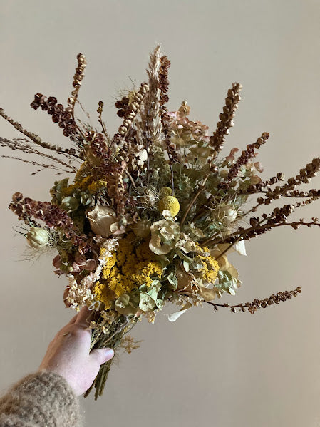 Dried flower bouquets