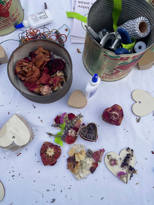 Children's flower craft workshop - October Half Term - Hat Cafe - 28th October - 2-4pm